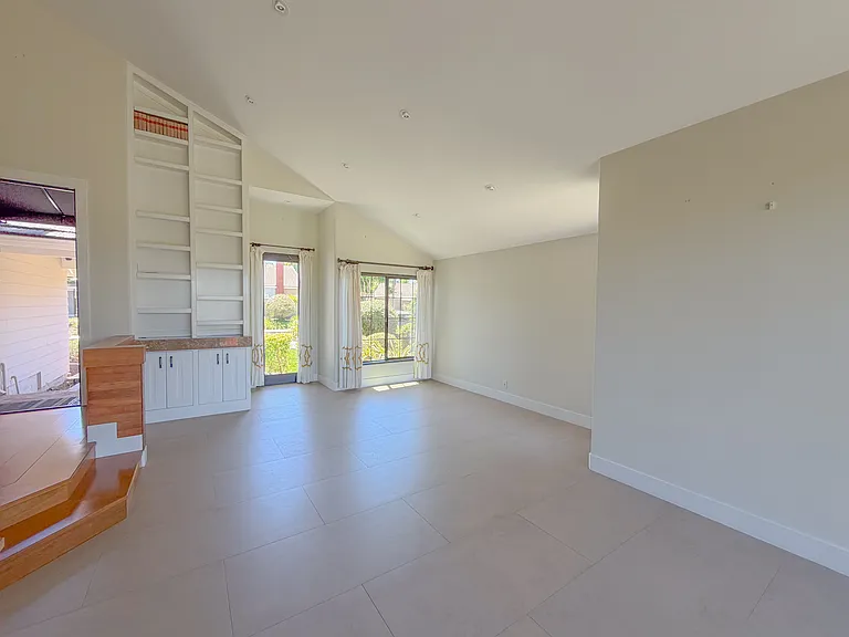 25651 Del Norte — Photo 5