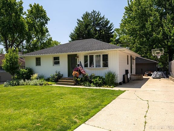 3rd image of 509 S 10th Ave