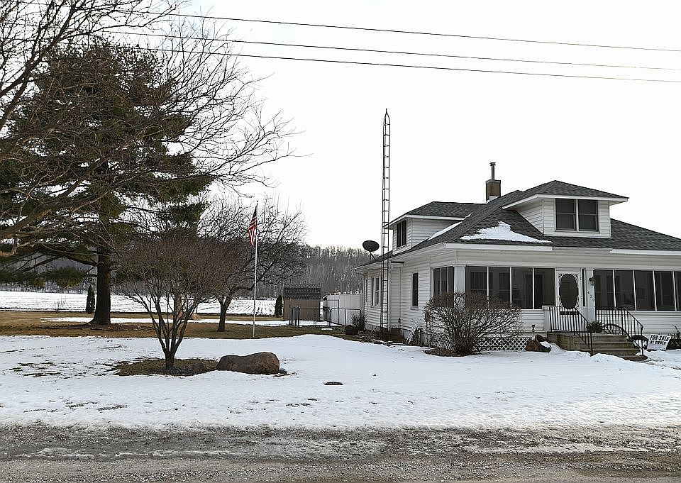 1st image of 430 Meadow St