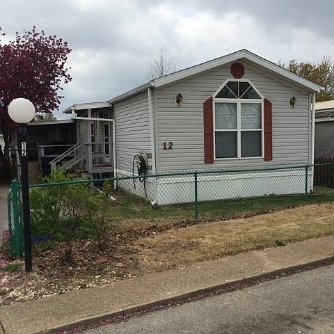 1st image of 12 Finch Ln