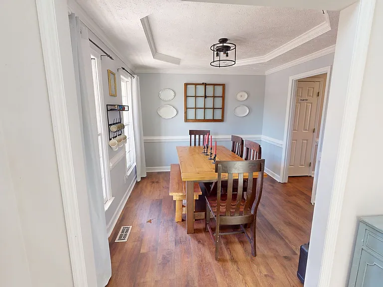 338 Lionshead Rd — Photo 5