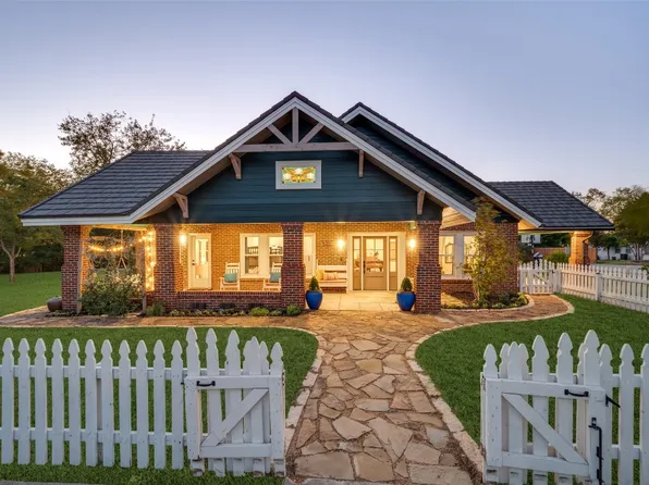 9281 4th St, Frisco, TX 75033