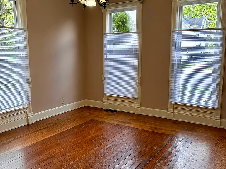 723 W Colfax Ave — Photo 9