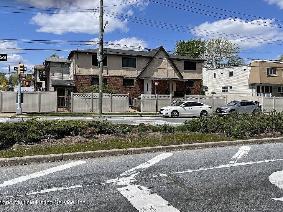 185 Lamberts Ln, Staten Island, NY 10314 MLS 2400540 Zillow