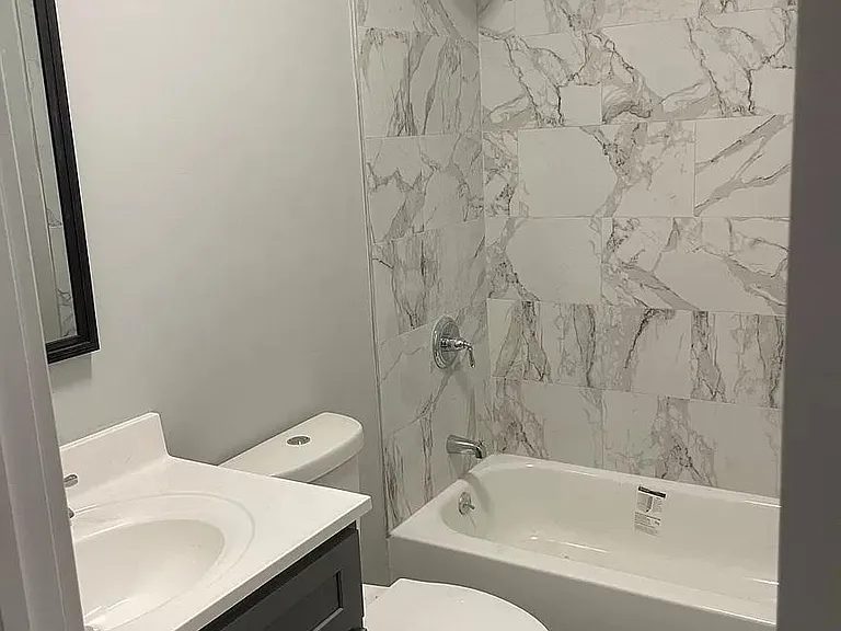 125 W Cherry St #2 — Photo 2