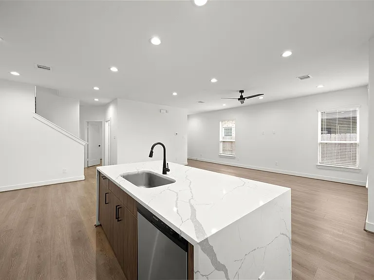 2752 Sunny Briar Dr — Photo 7