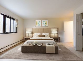 84 Pleasant St #2, Brookline, MA 02446