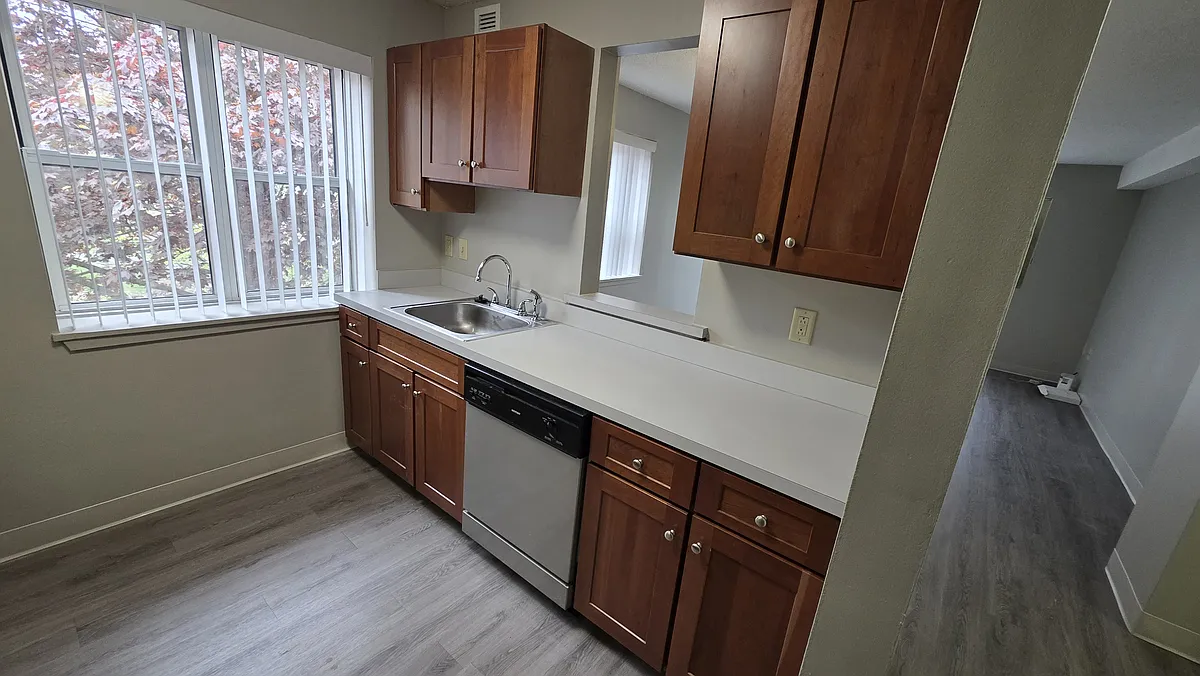 Building Photo - 96 Westwind Rd #309