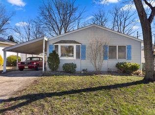 30 Hemlock Dr, Parlin, NJ 08859