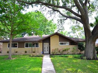 5714 McKnight St, Houston, TX 77035