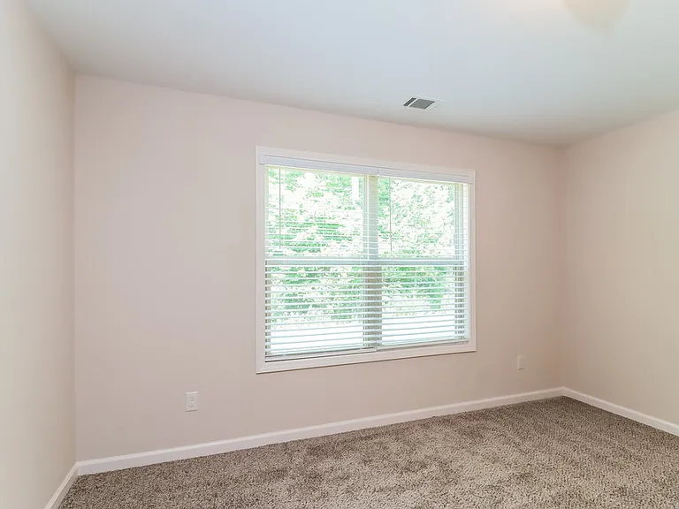 427 Charleston Pl — Photo 15