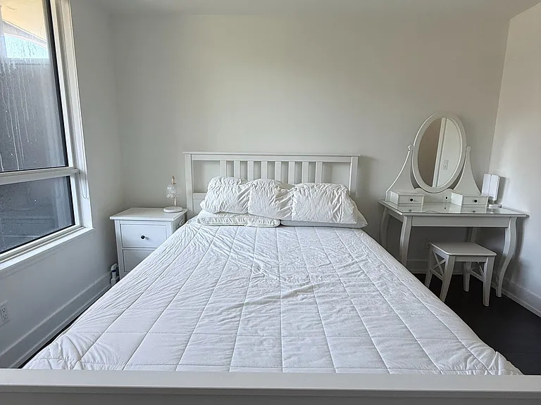 268 Buchanan Dr #212W — Photo 14