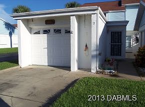 1st image of 2 Bristol Ln