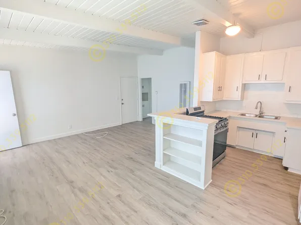 1221 Granville Ave, Los Angeles, CA
