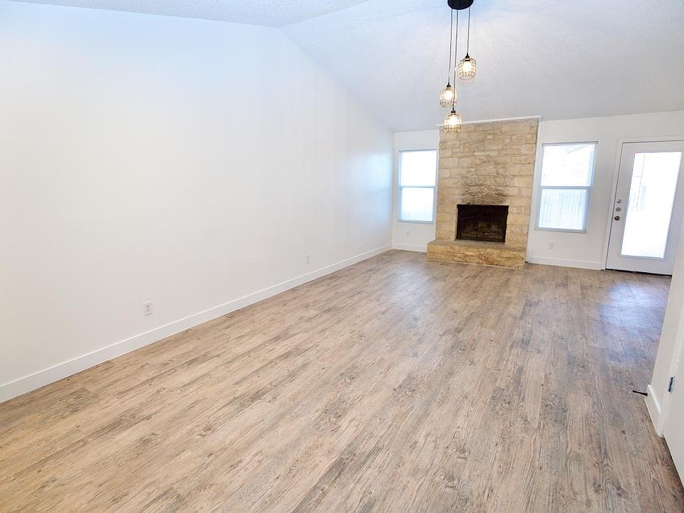 1st image of 8804 Piney Point Dr #A