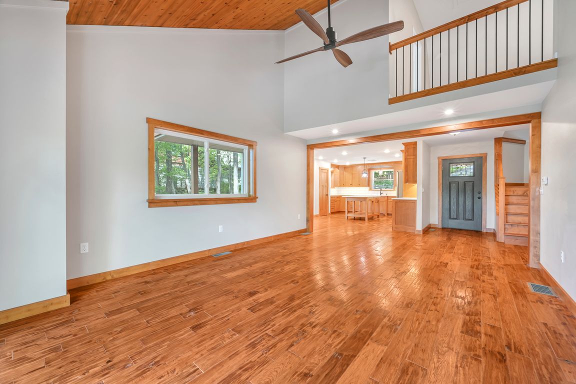 10-Living Room