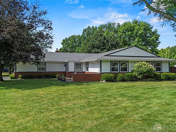 4th image of 1291 Fernshire Dr