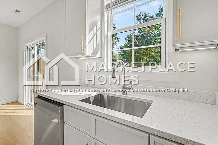 111 Taverly Dr — Photo 13