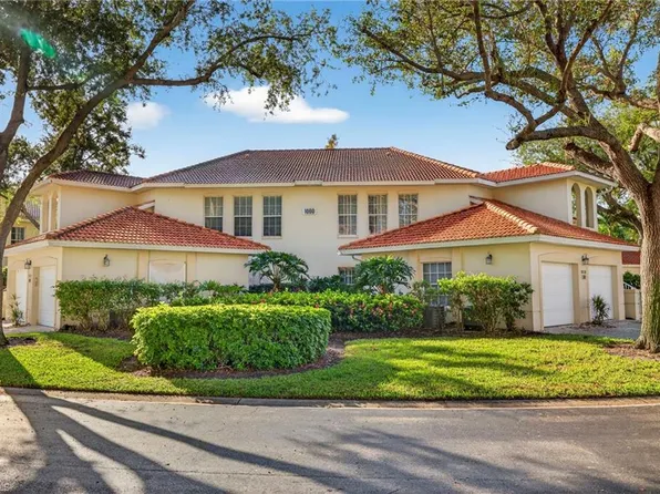 1090 Egrets Walk Cir APT 102, Naples, FL 34108