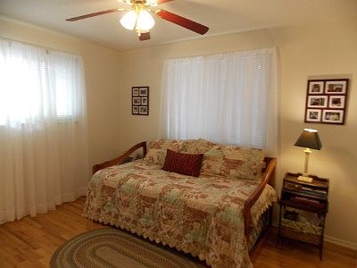 Dual windows in guest room!