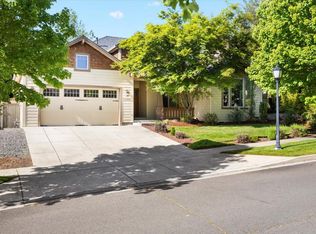 3905 Crystal Springs Dr, Medford, OR
