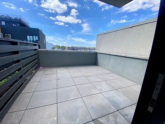 Rented by Zjama Realty Corp | media 4