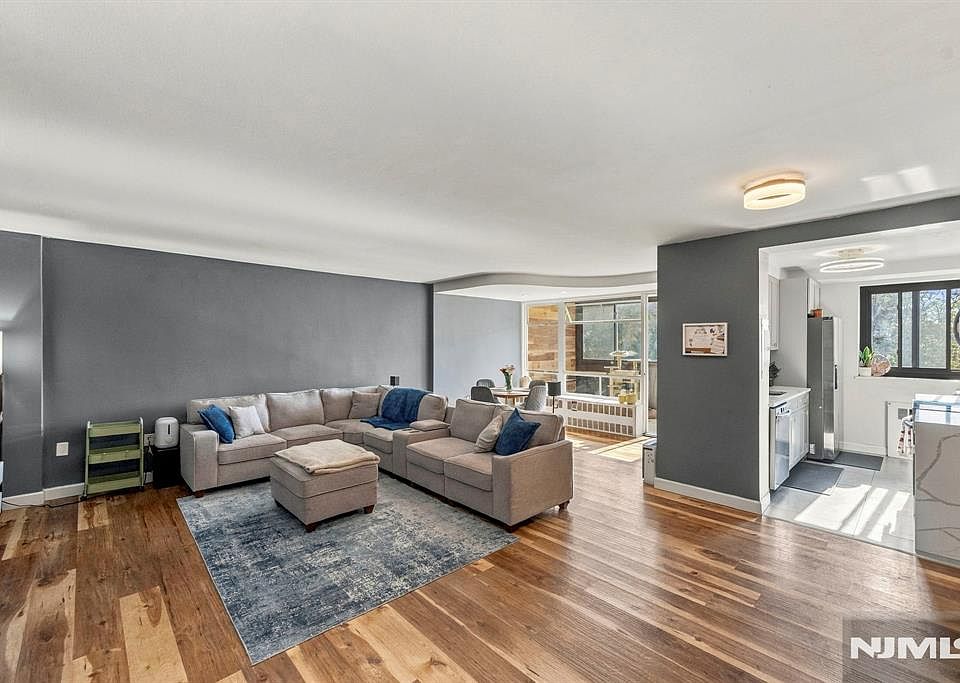 1st image of 90 Prospect Avenue #3G