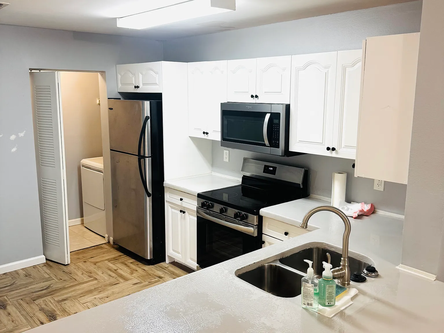 2 bed, 1114 sqft, $2,100 — Photo 1