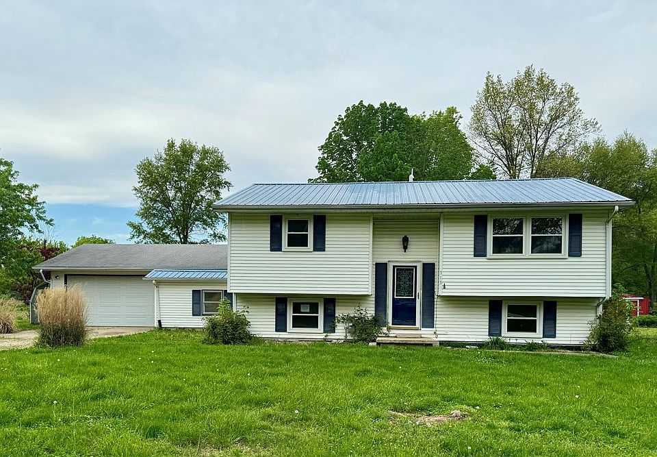 713 Meadowlark Dr, Altamont, IL 62411 MLS 6241745 Zillow