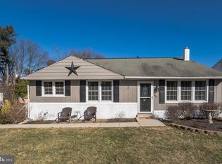 203 Overlook Ave, Willow Grove, PA 19090