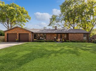 7118 Reite Ave, Windsor Heights, IA 50324