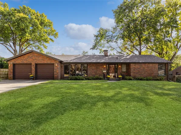 7118 Reite Ave, Windsor Heights, IA 50324