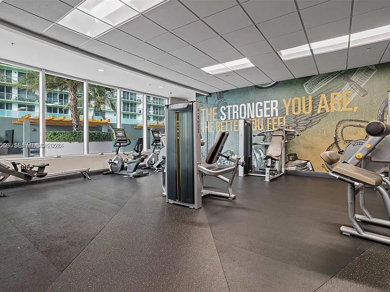 1750 N Bayshore Dr #3605 — Photo 19