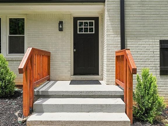4th image of 3187 Clifton Church Rd SE