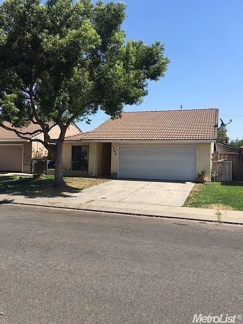 1704 Norfolk Way photo 1