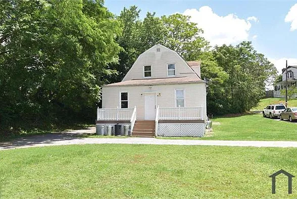 2 bed, 1000 sqft, $1,700 — Photo 1