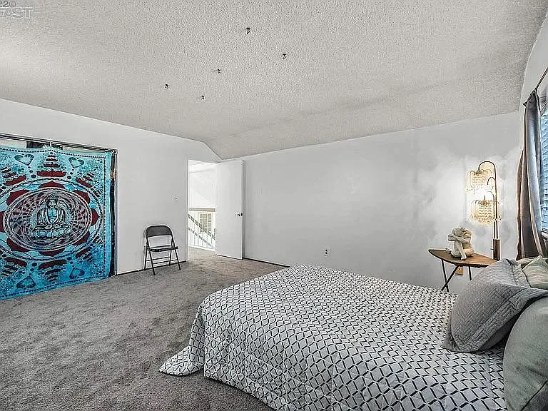 1375 Michelle Ave — Photo 35