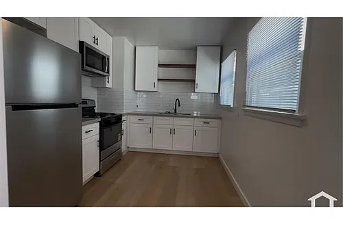 6407 1/2 11th Ave Photo 1
