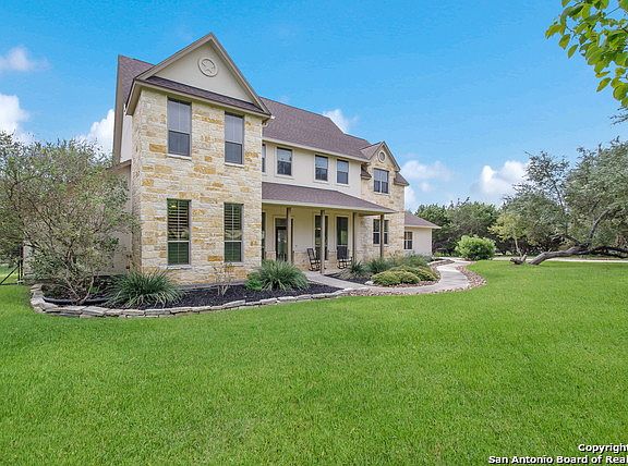 2nd image of 859 INDIGO RUN DR