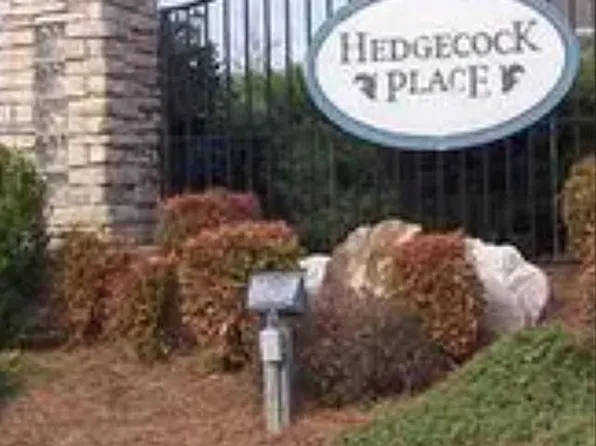 6112 Hedgecock Cir APT 1D, High Point, NC 27265