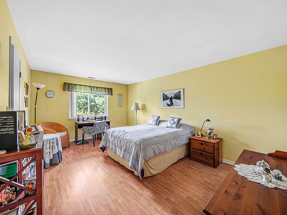 5th image of 1026 Castilian Ct APT 301