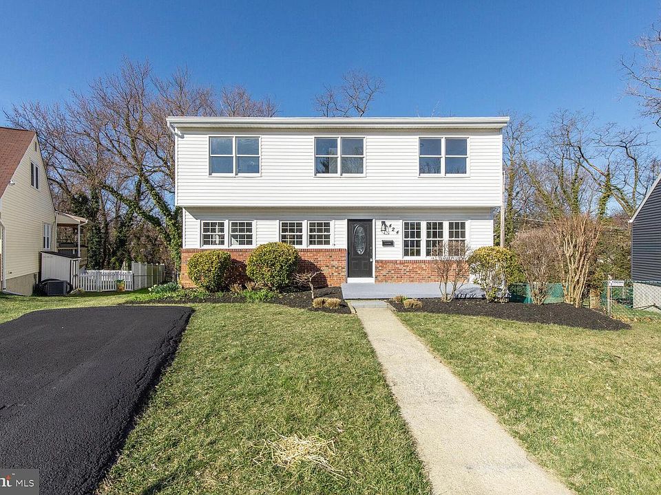 1st image of 424 Montemar Ave