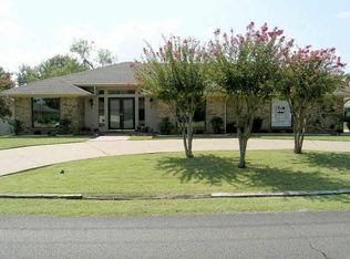 4001 Fairway Dr, Granbury, TX 76049