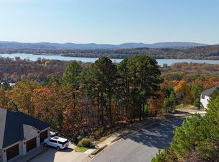 163 Manitou Dr, Maumelle, AR 72113