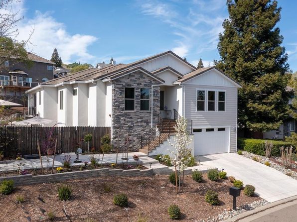 1112 Turquoise Way