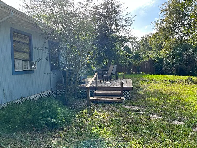 248 Ocean Blvd — Photo 18