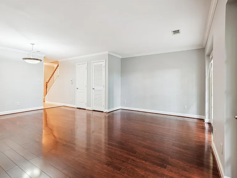 3810 Chesterwood Dr #3810 — Photo 10