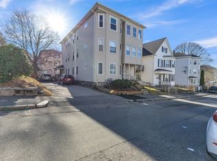72 Seymour St #3, Worcester, MA 01610