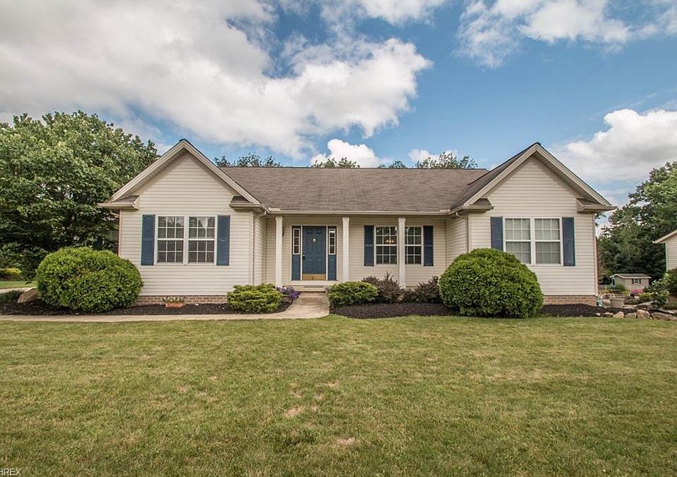 1st image of 846 Premiera Dr