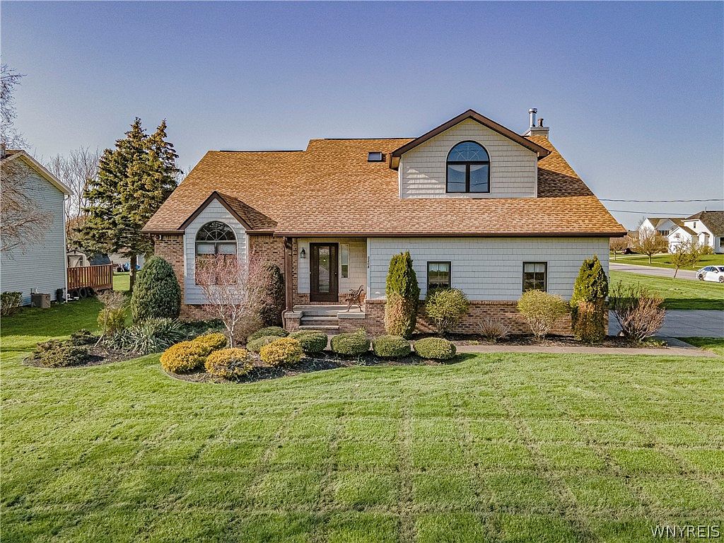 5208 William St, Lancaster, NY 14086 Zillow